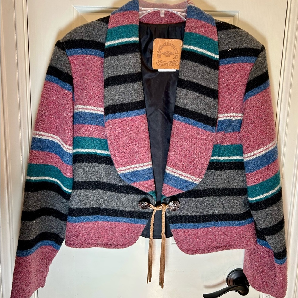 Mid-West Garment Co.Wool Crop Bolero Coat Southwestern Print Size Medium